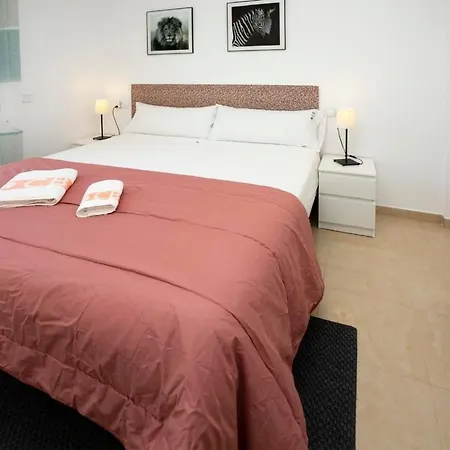 شقة Ferranelles Mit Grosser Terrasse By Interhome *