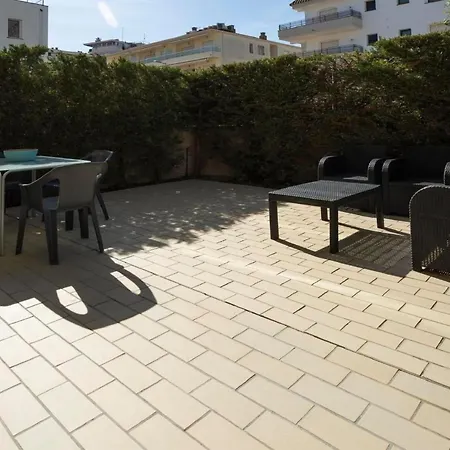 شقة Ferranelles Mit Grosser Terrasse By Interhome *