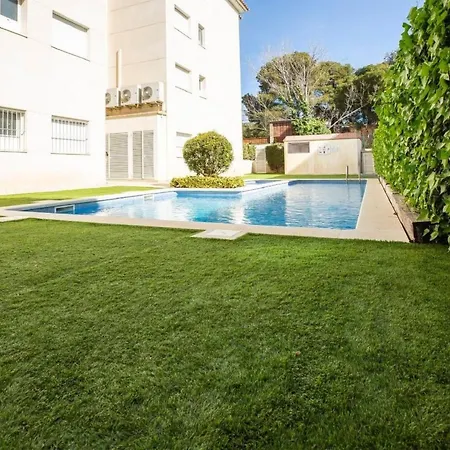 شقة Ferranelles Mit Grosser Terrasse By Interhome أولاستارتيت